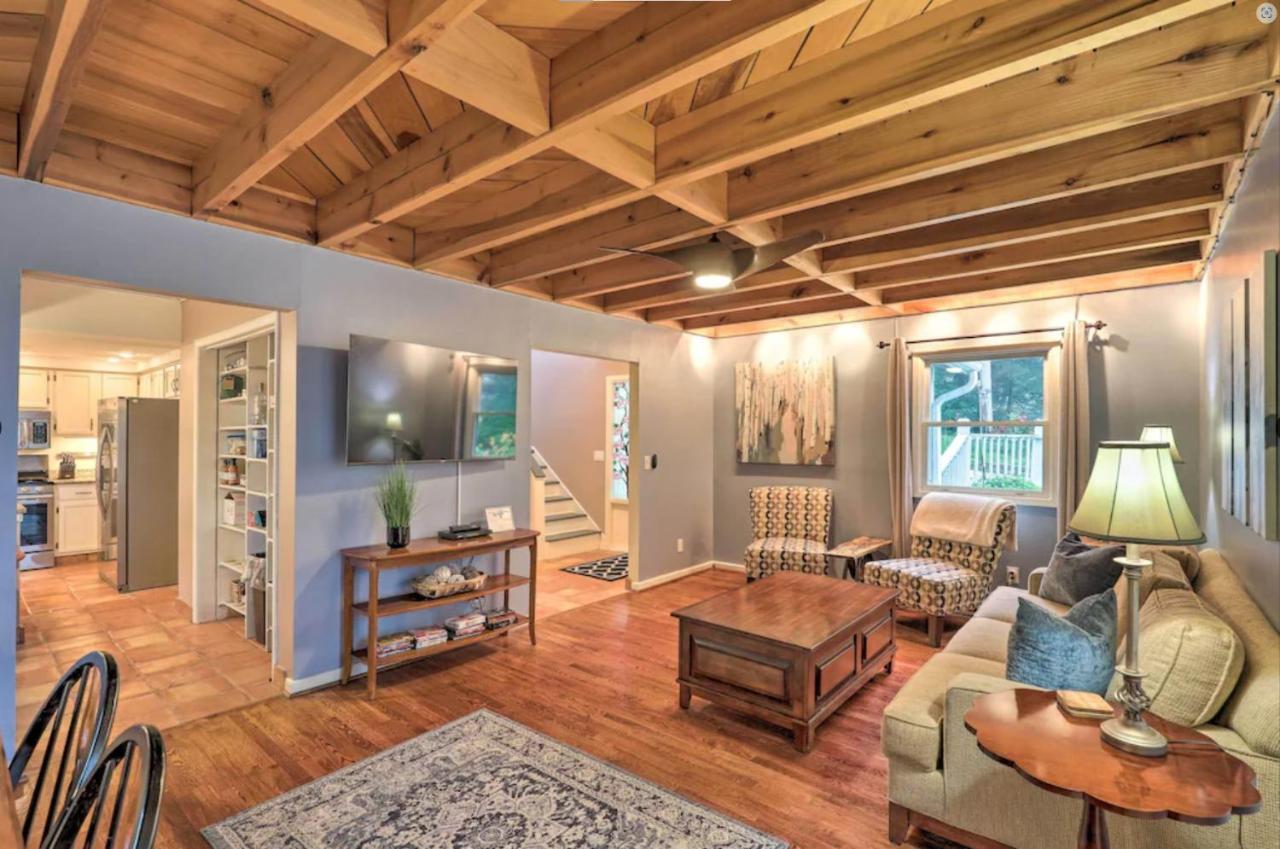 Roamer'S Respite - A Prime Location With Scenic Views For Your Ultimate Retreat Sylva Luaran gambar