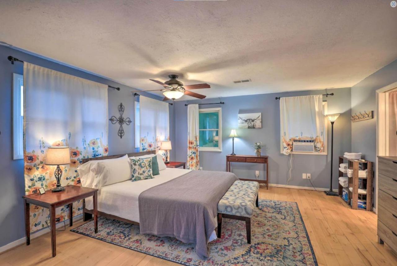 Roamer'S Respite - A Prime Location With Scenic Views For Your Ultimate Retreat Sylva Luaran gambar